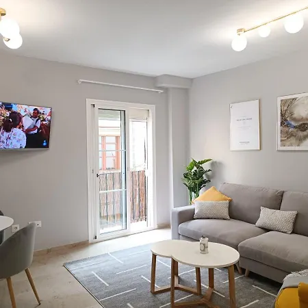 New! Luxury Center & 2 Balconies Malaga
