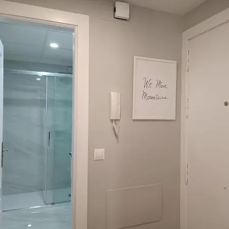 New! Luxury Center & 2 Balconies Apartment *